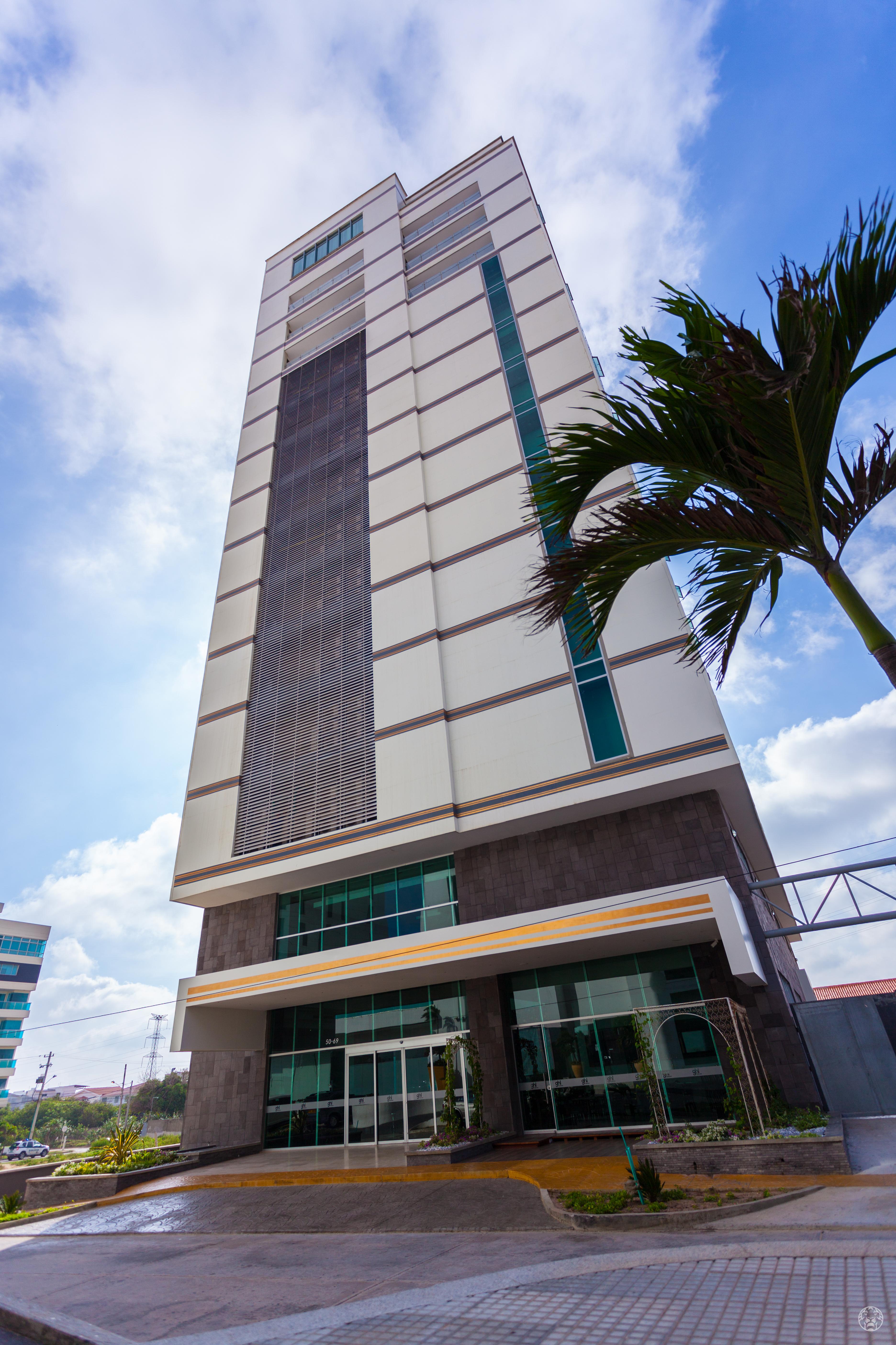 Ghl Collection Barranquilla Hotel Экстерьер фото The 10-storey tower of the National Museum of Natural History